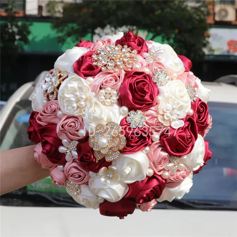 لوازم الزفاف الأوروبية والأمري - مراجعة Wedding Supply Factory وسعره