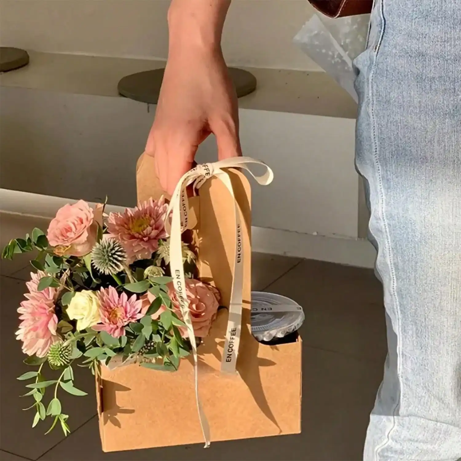 أكياس هدايا باقة الزهور الورقي - مراجعة Wedding Fountain وسعره
